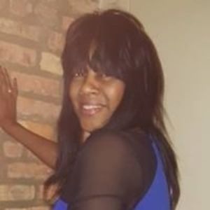 Meet your Posher, Lynette